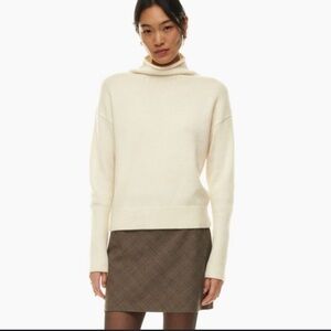 Wilfred 100% Merino Wool Cream Ribbed Semi-Fitted Turtleneck Sweater